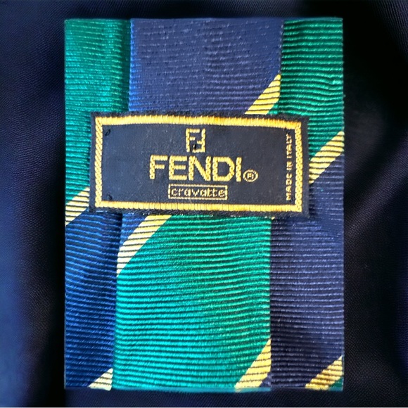 Fabulous Classic Fendi Cravatte Tie. Pure silk Handmade in Italy Grn/blu/yellow - Picture 5 of 7